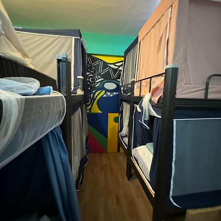 臺東火車站 黎亞兒民宿liyar House 青旅客棧 T'ai-tung Extérieur photo